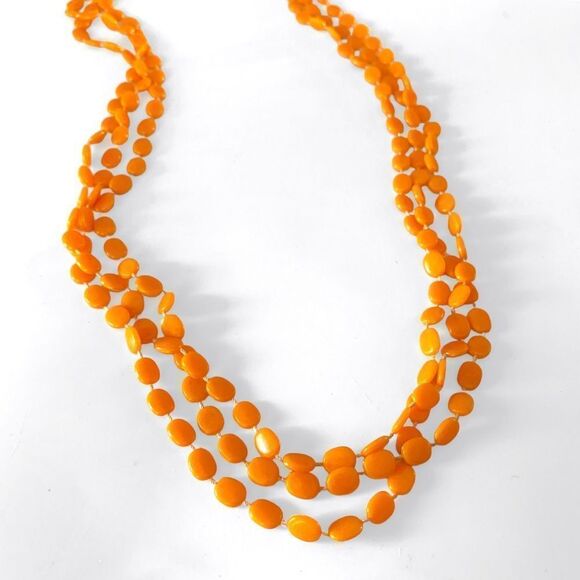 Vintage Hong Kong Orange Plastic Beaded Necklace - Picture 3 of 5